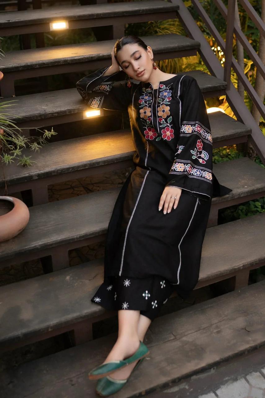 Maya Black (Stitched 2 Pcs)
