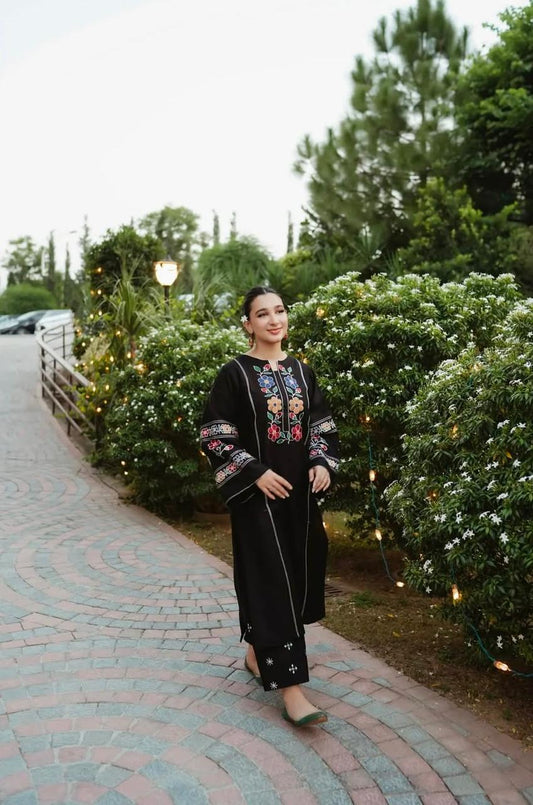 Maya Black (Stitched 2 Pcs)